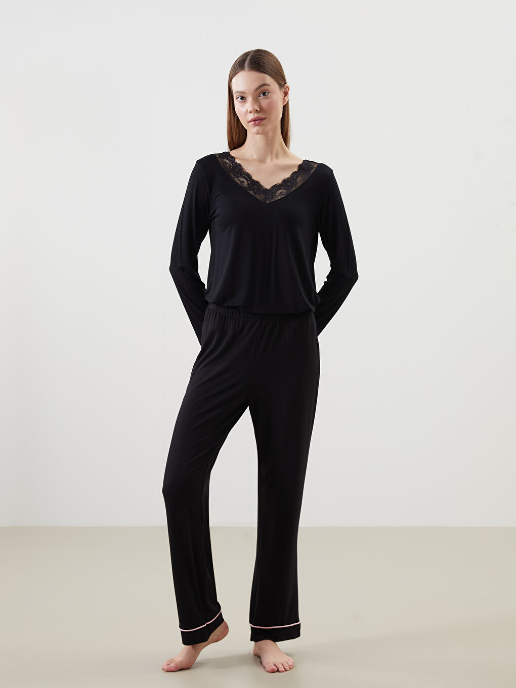 Siyah Beli Lastikli Kadın Pijama Alt-1