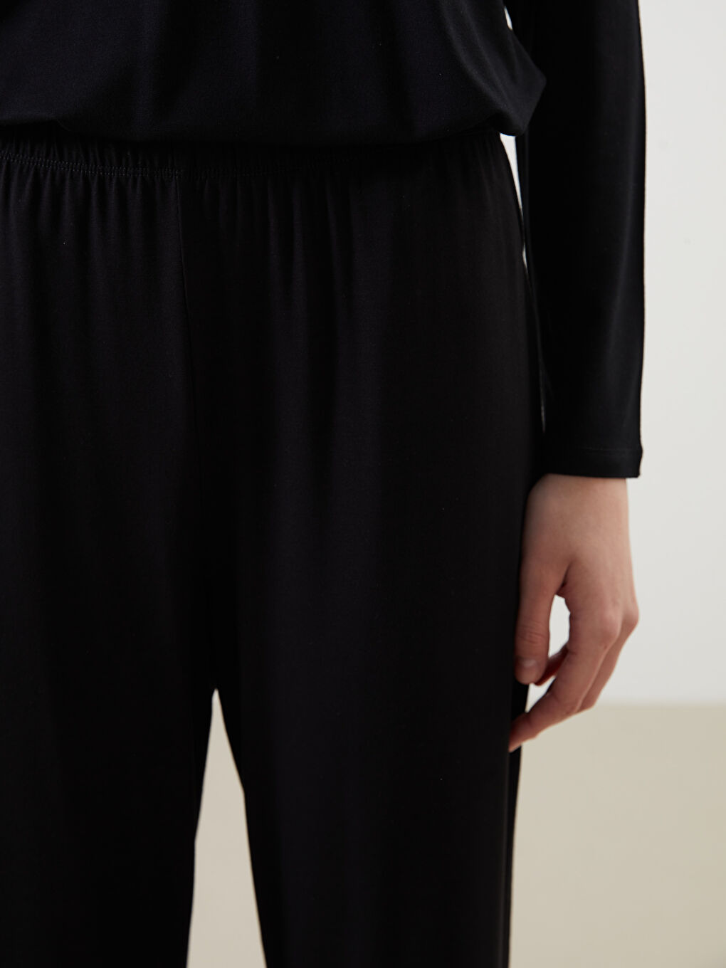 Siyah Beli Lastikli Kadın Pijama Alt-5