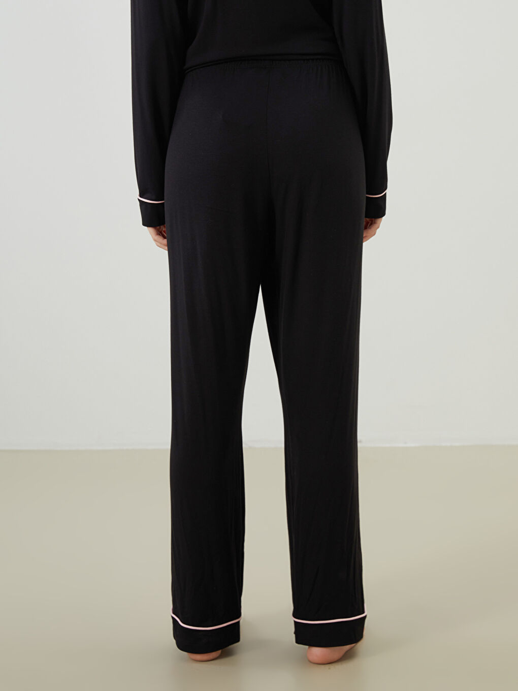 Siyah Beli Lastikli Kadın Pijama Alt-6