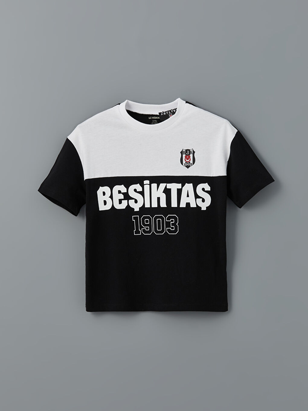 Siyah Bisiklet Yaka Beşiktaş Baskılı Erkek Çocuk Tişört