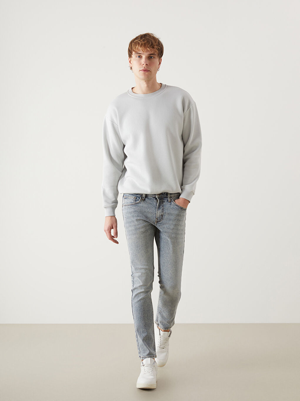 750 Slim Fit Men's Jeans -S5AB23Z8-311