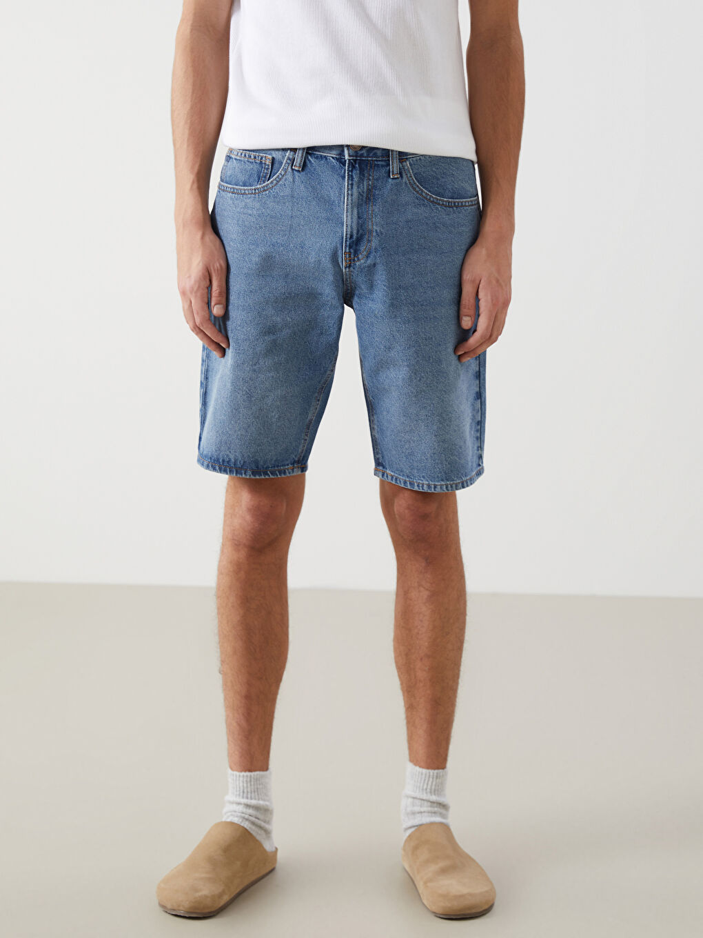 Джинсовые Шорты Стандартного Кроя для Мужчин-1