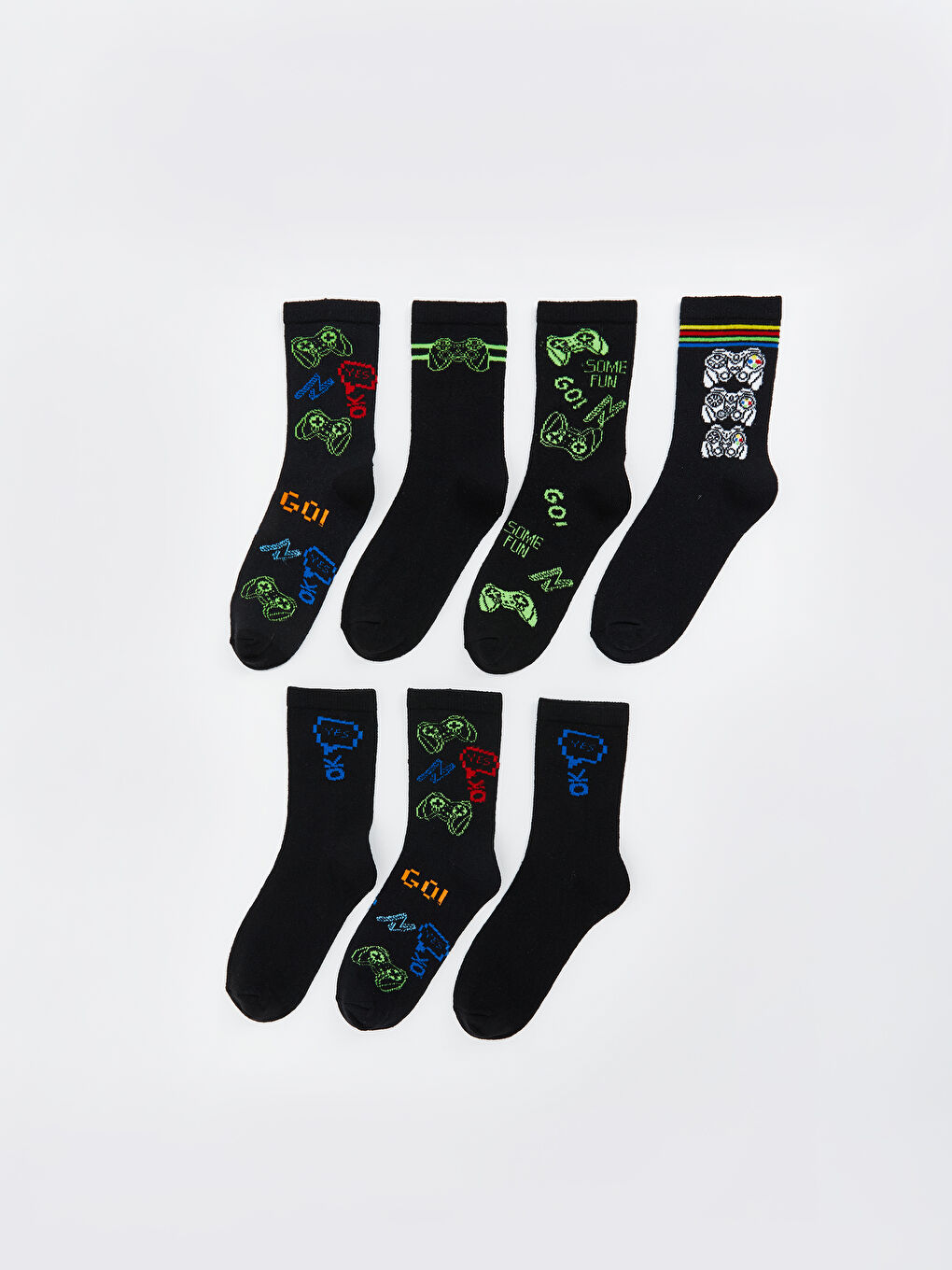 Karışık Desenli Erkek Çocuk Soket Çorap