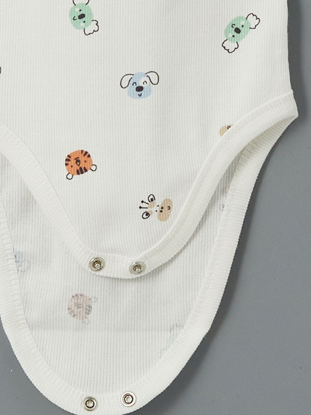 Ekru Baskılı Erkek Bebek Çıtçıtlı Body-2