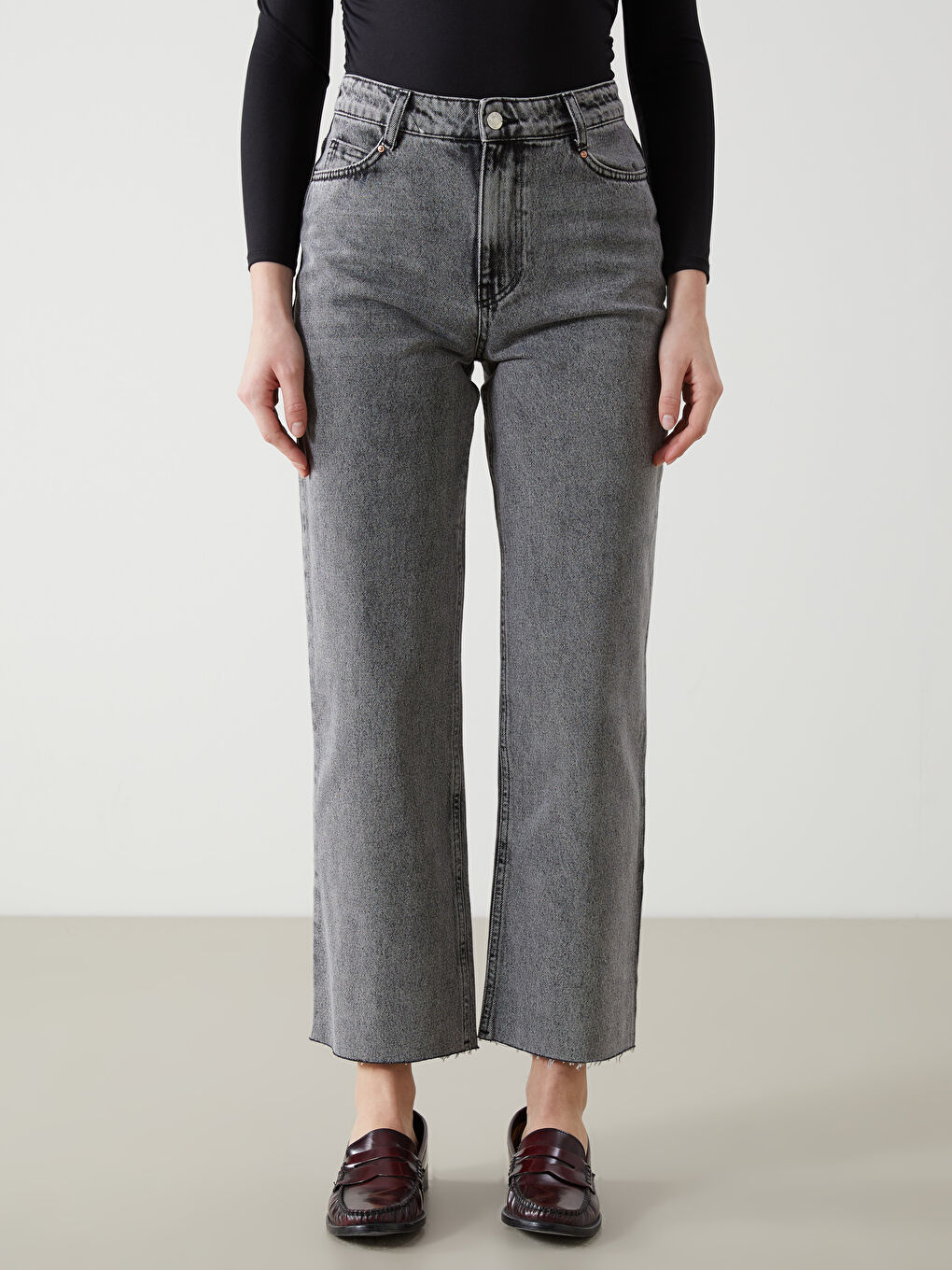 Gri Yüksek Bel Straight Fit Kadın Jean Pantolon-1