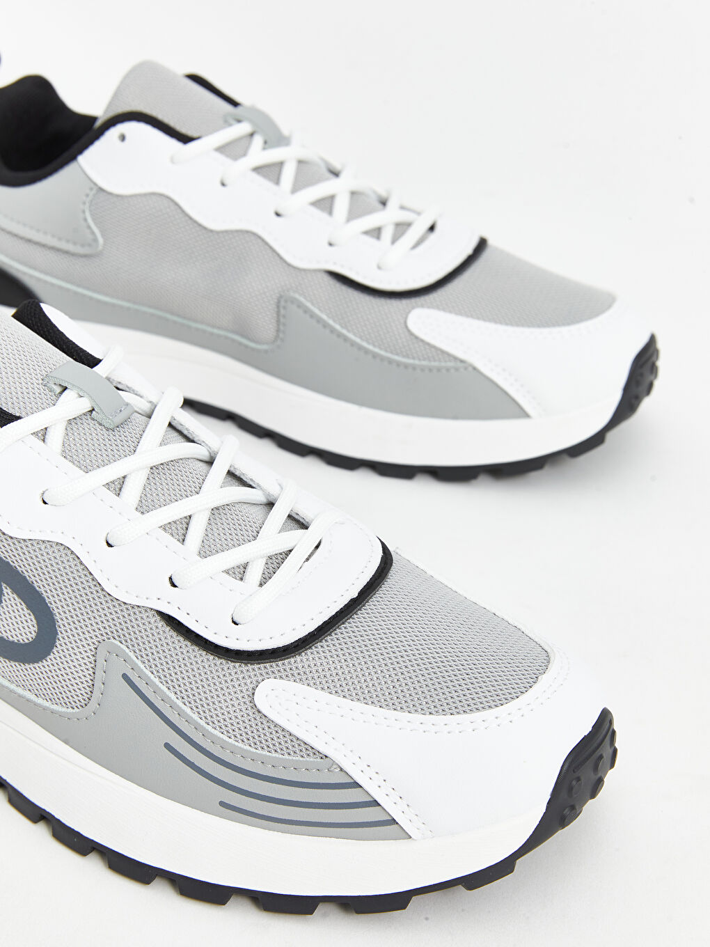 Кроссовки на шнуровке для мужчин-2