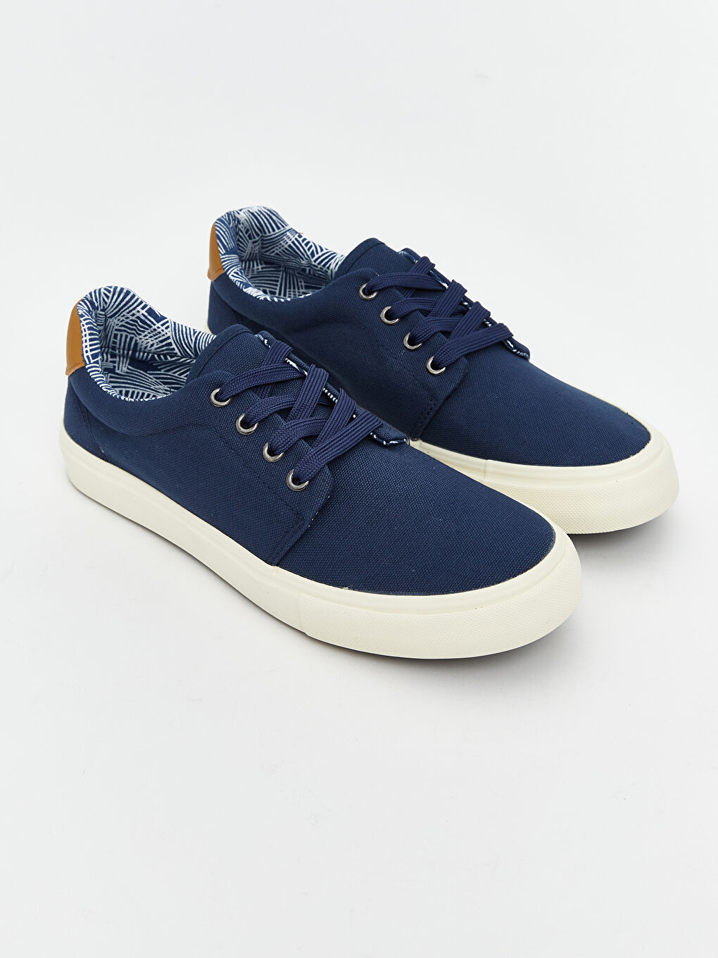 LCW STEPS Bağcıklı Erkek Spor Ayakkabı -S5AF49Z8-CRP