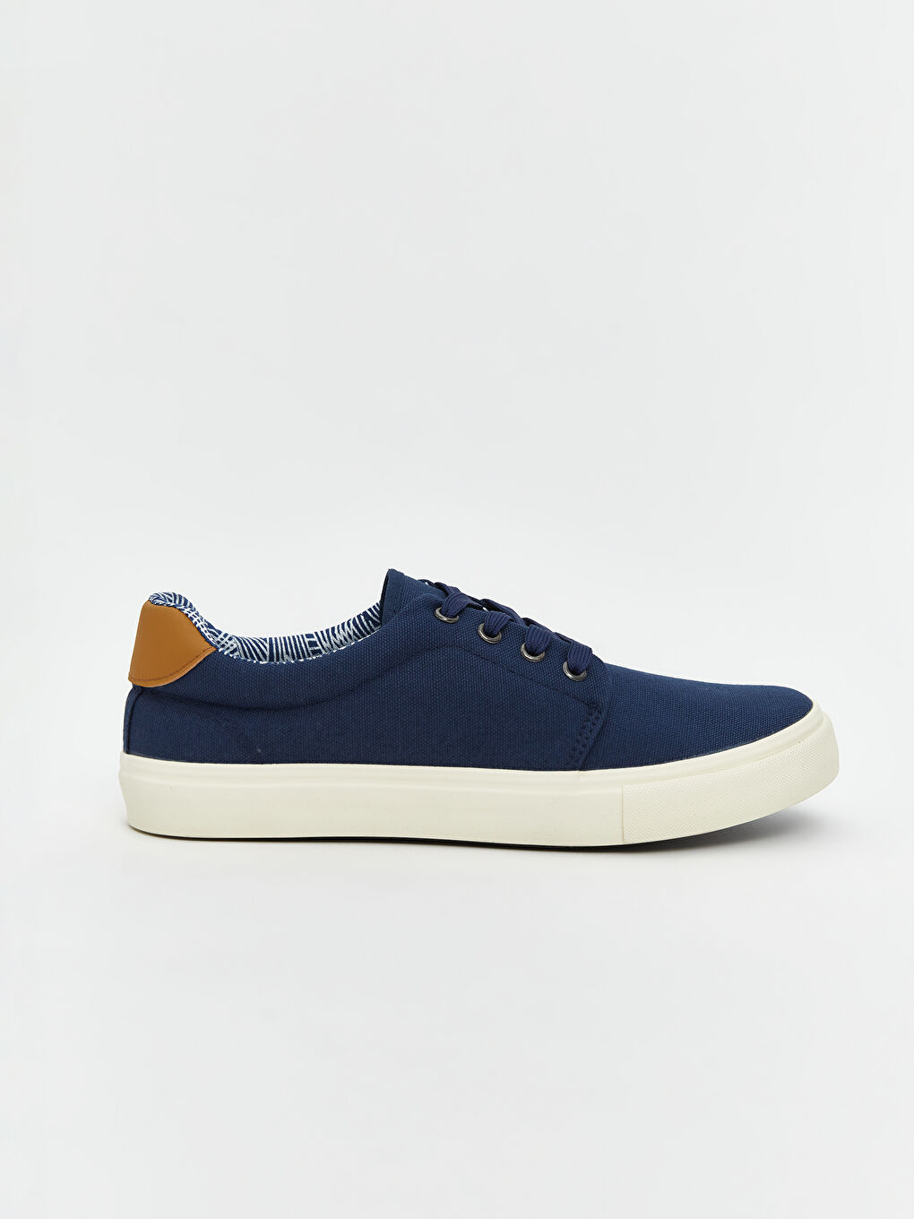 LCW STEPS Bağcıklı Erkek Spor Ayakkabı -S5AF49Z8-CRP