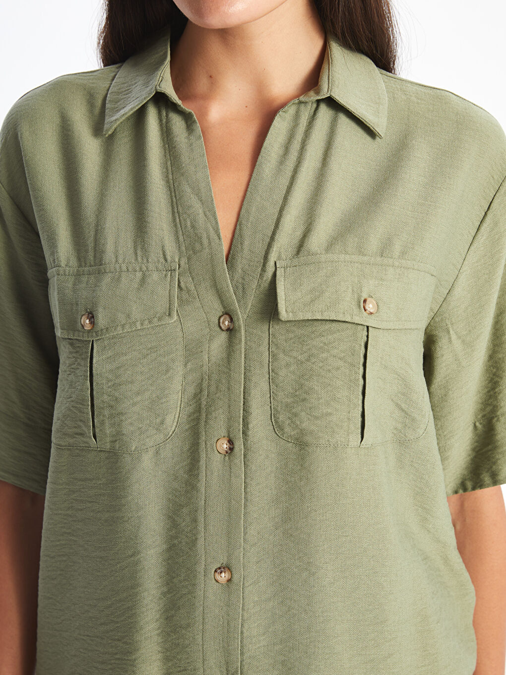 Loose Fit Women's Shirt with Pockets -S5AG03Z8-Y0W