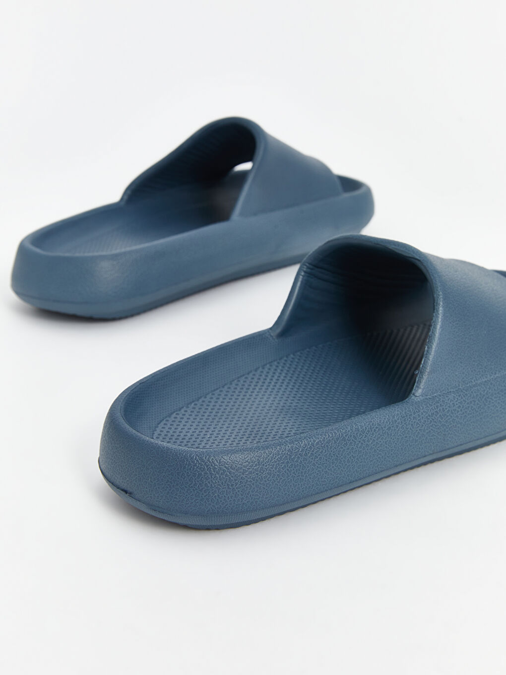 Faux Leather Men's Slippers -S5AG13Z8-VLF