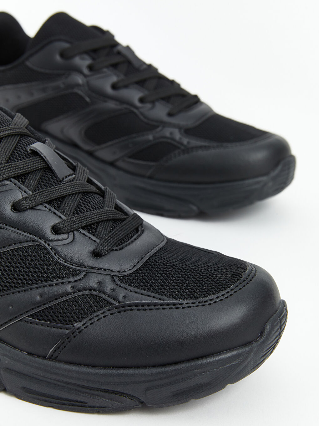 თასმებიანი მამაკაცის სპორტული ფეხსაცმელი-2