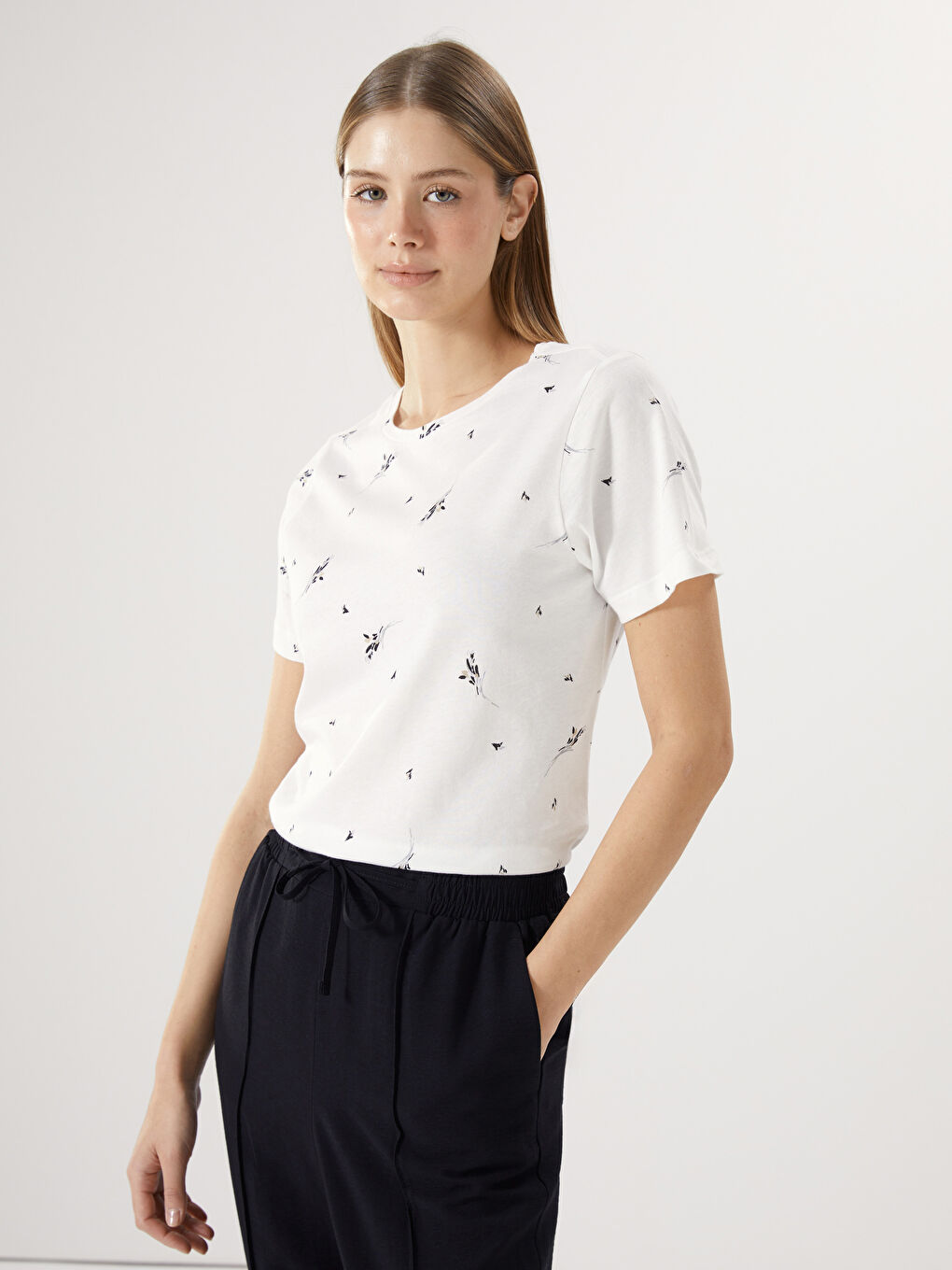 Crew Neck Patterned Women's T-Shirt -S5AG42Z8-LRA