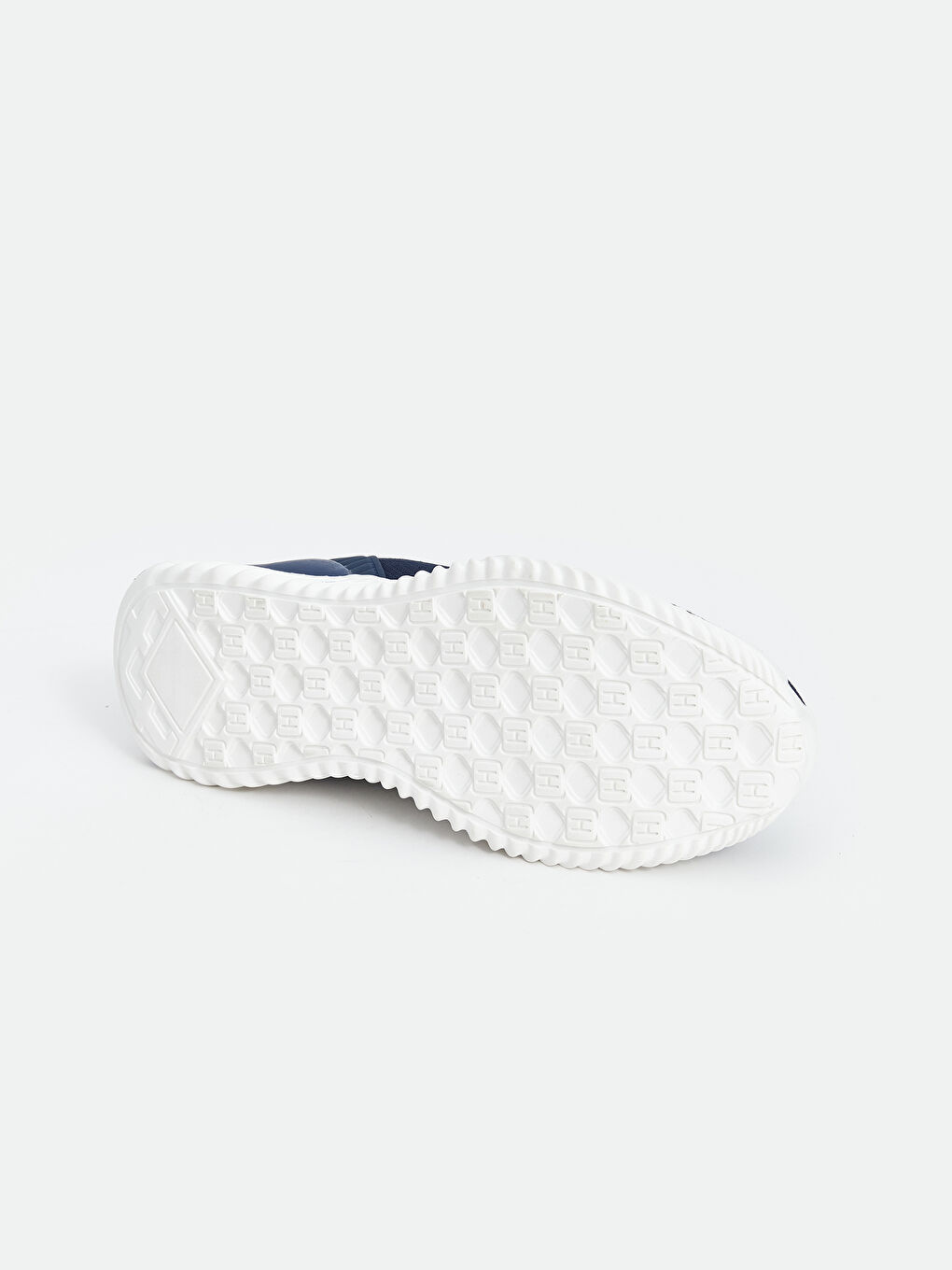 მამაკაცის სპორტული ფეხსაცმელი ბადის დეტალებით-3