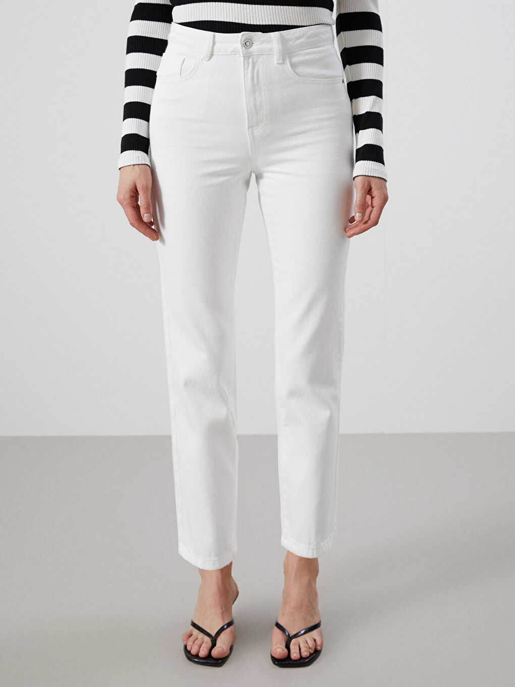 Straight Fit Women's Jeans -S5AI99Z8-844