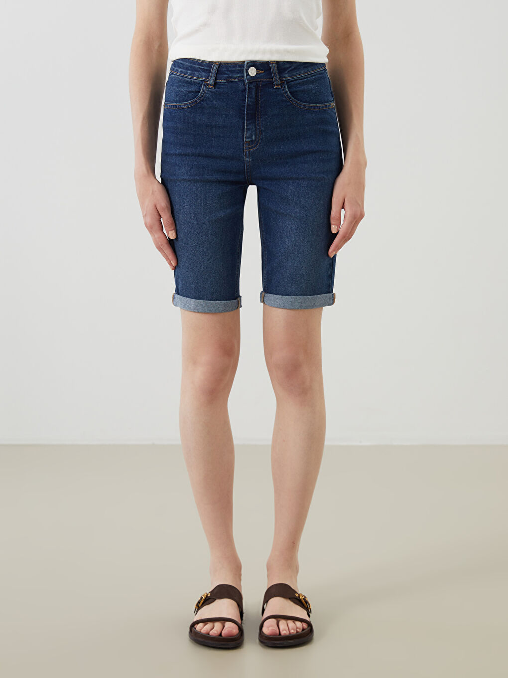 LCW Jeans Slim Fit Women's Denim Shorts -S5AJ03Z8-309