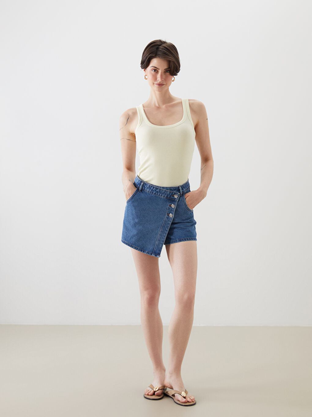 Standard Fit Women's Denim Skort -S5AJ07Z8-507