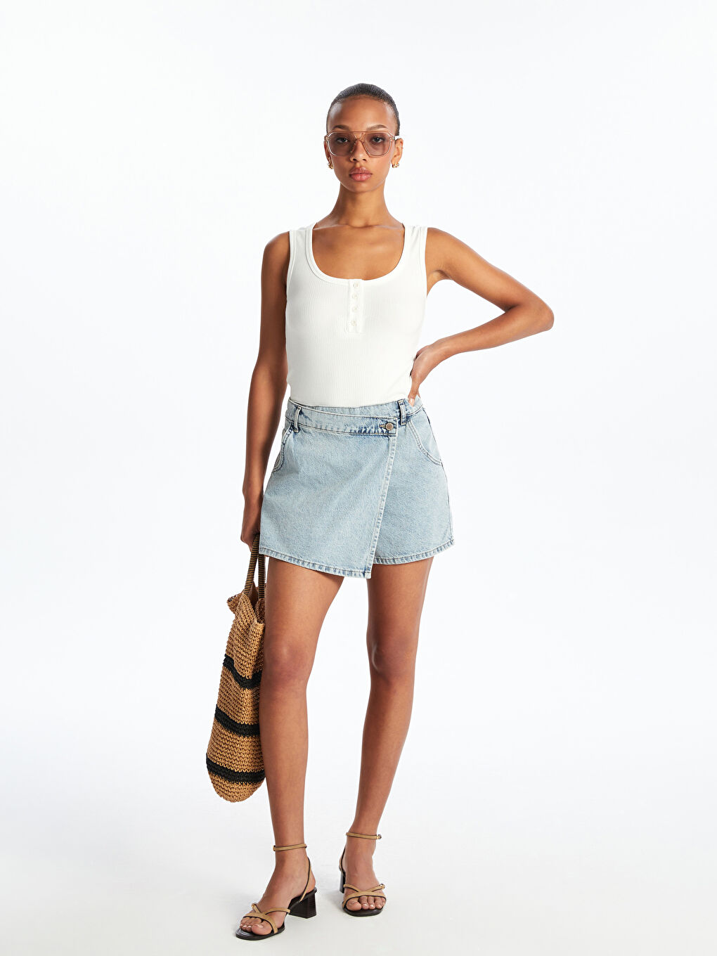 Standard Fit Women's Denim Skort -S5AJ07Z8-311