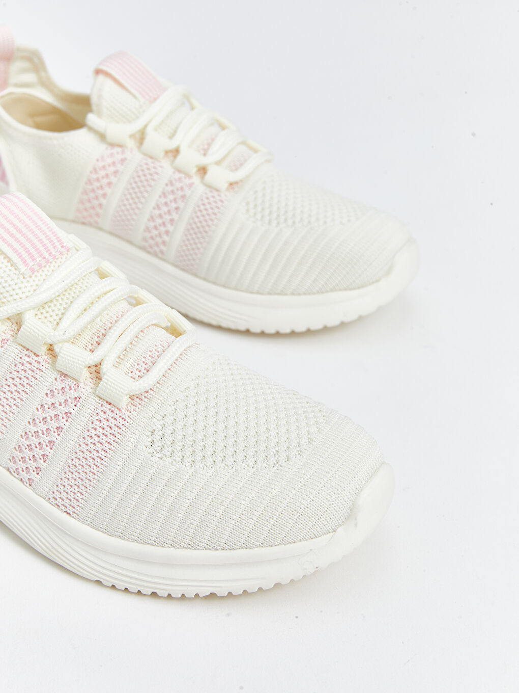 Girls' Sports Shoes with Mesh Detail -S5AJ64Z4-EEW