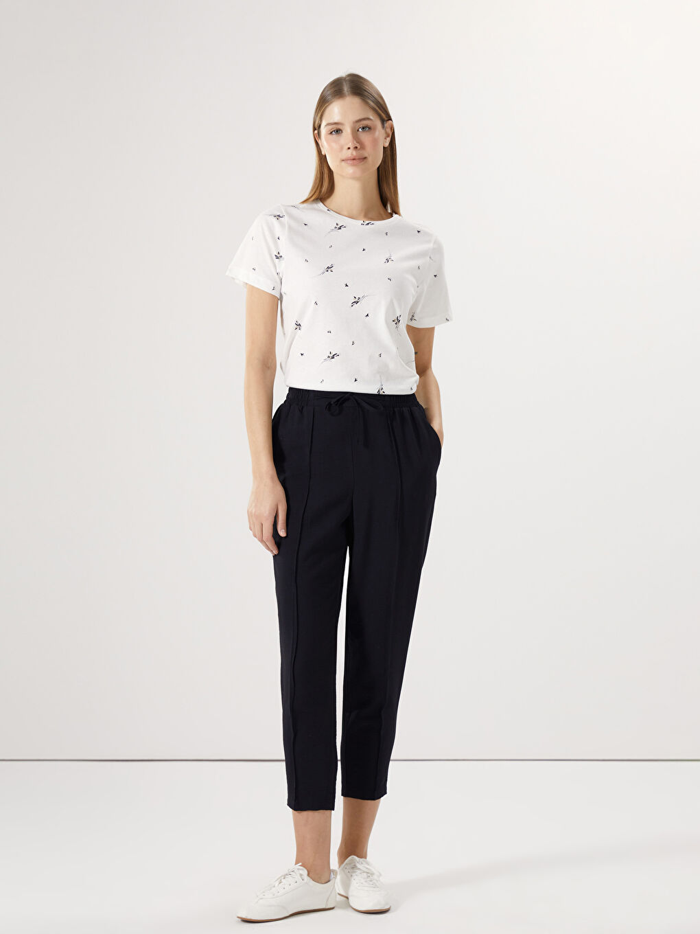 Elastic Waist Carrot Fit Women's Trousers -S5AL24Z8-CVL