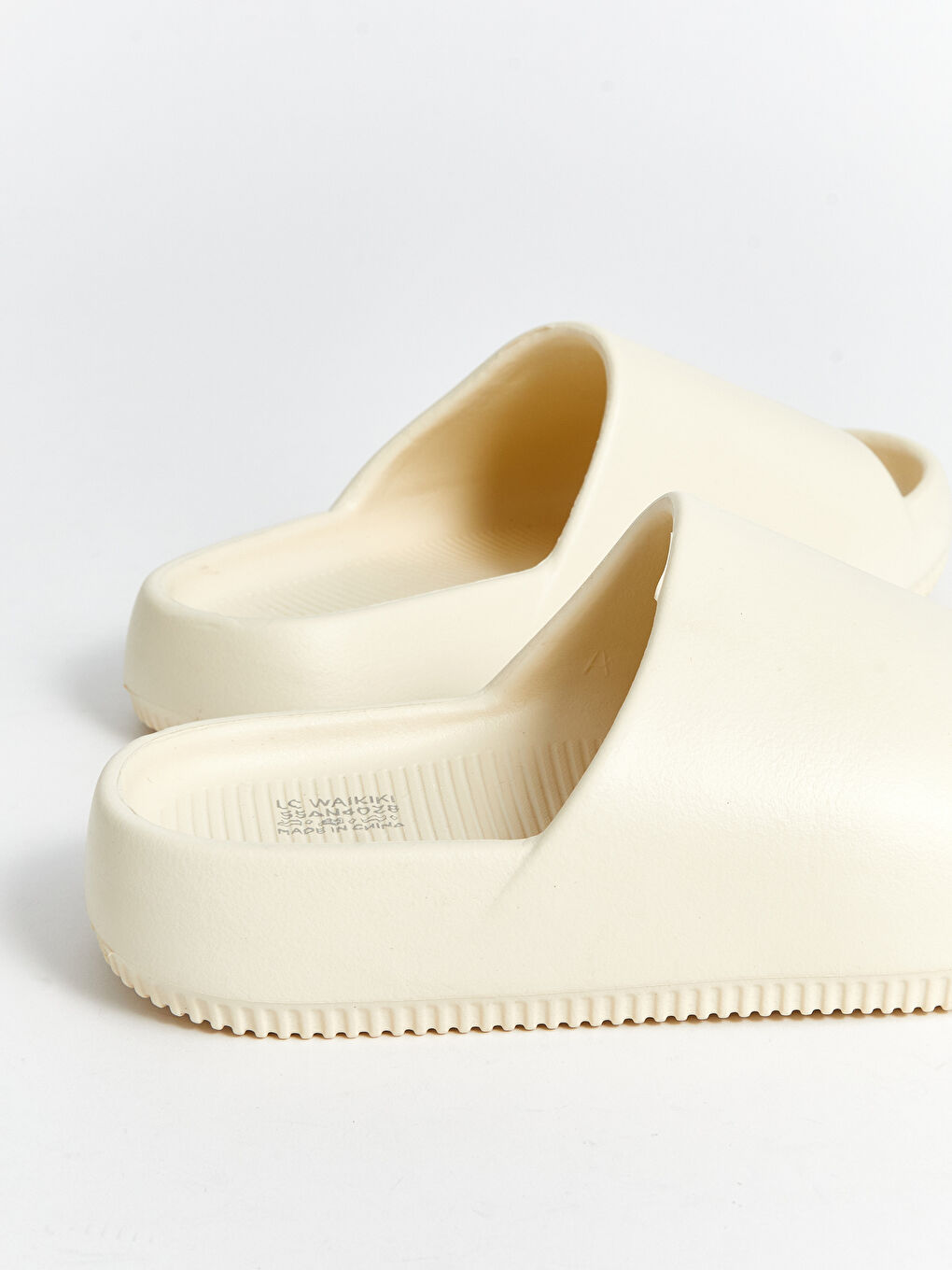 LCW STEPS Single-Band Women's Slippers -S5AN40Z8-CR8