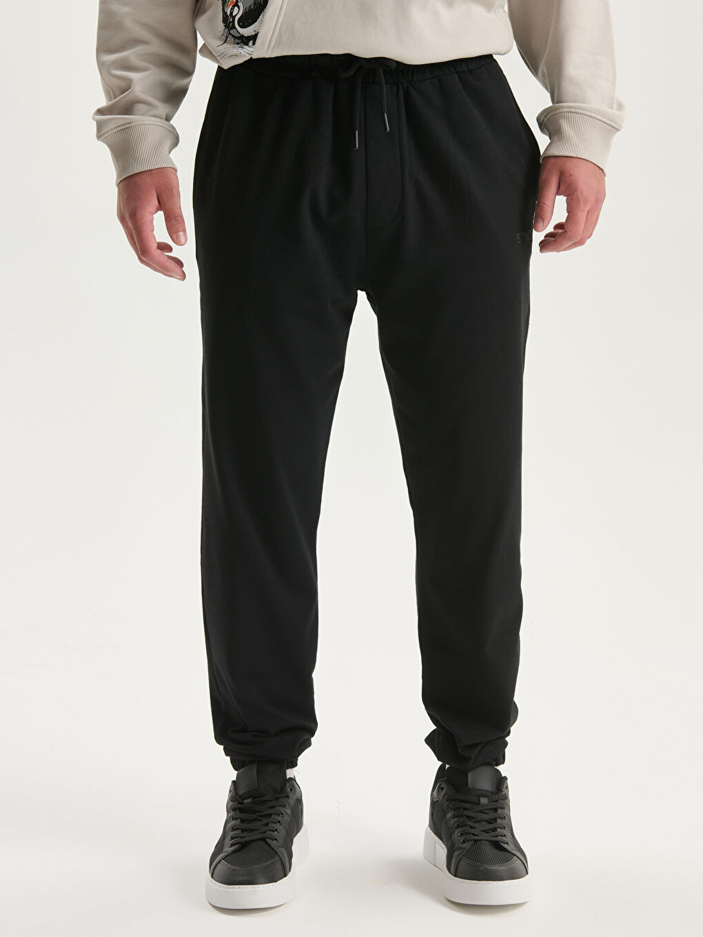 بنطلون رياضي للرجال بقصة عادية-1