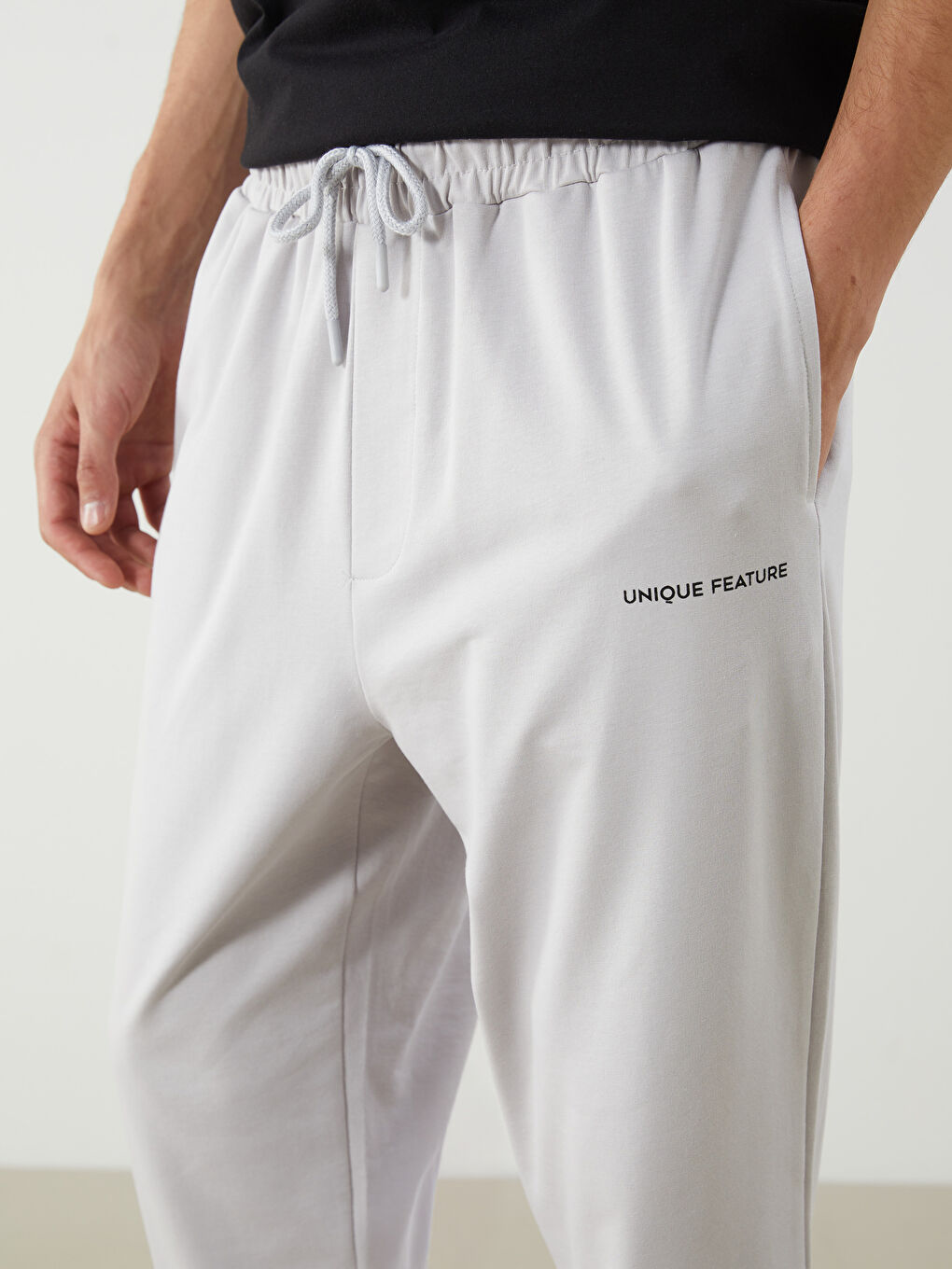 Standard Fit Men's Jogger Sweatpants -S5AN76Z8-S8P