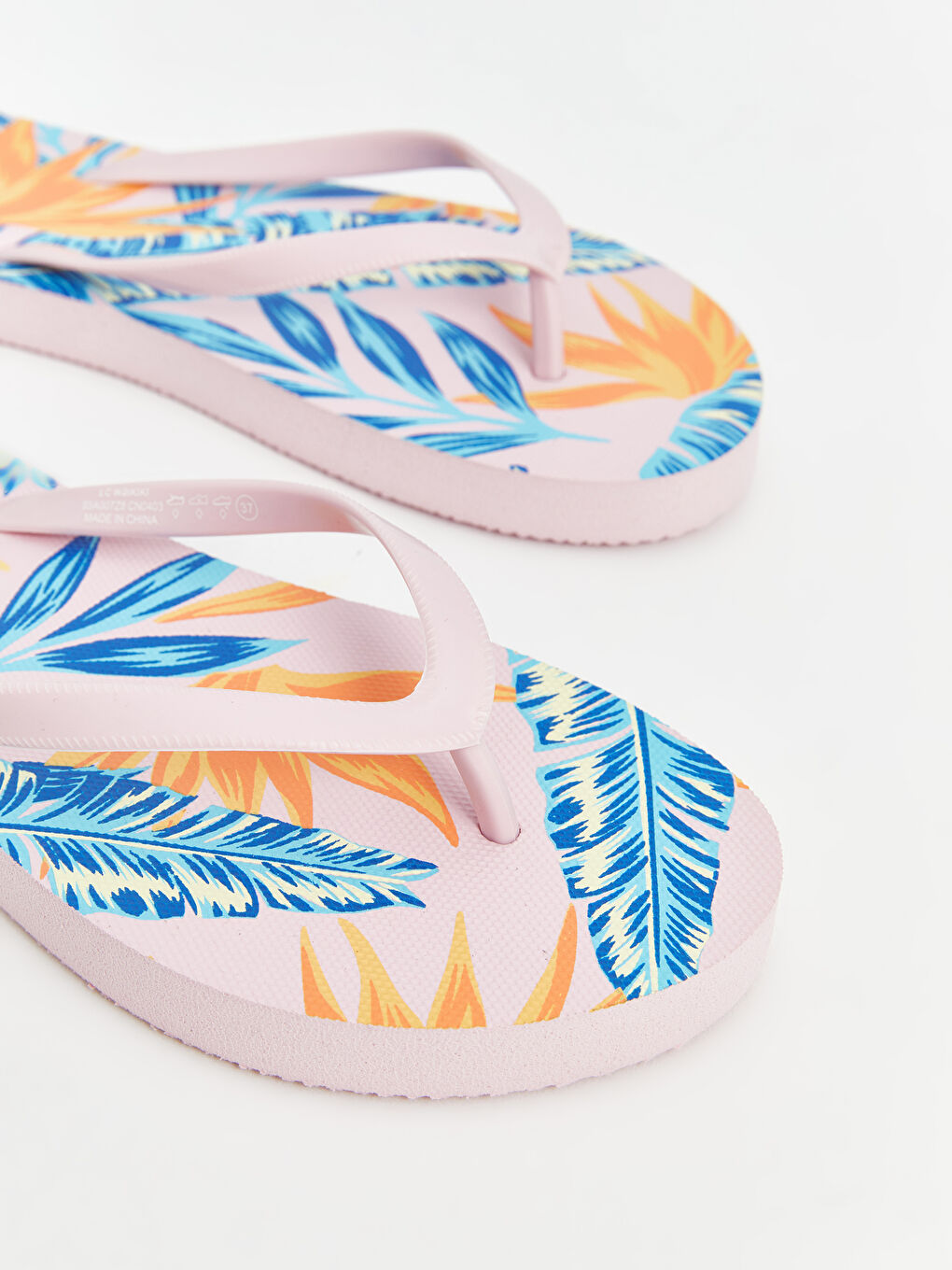 LC Waikiki Printed Women's Beach Flip-Flops -S5AO07Z8-F9C