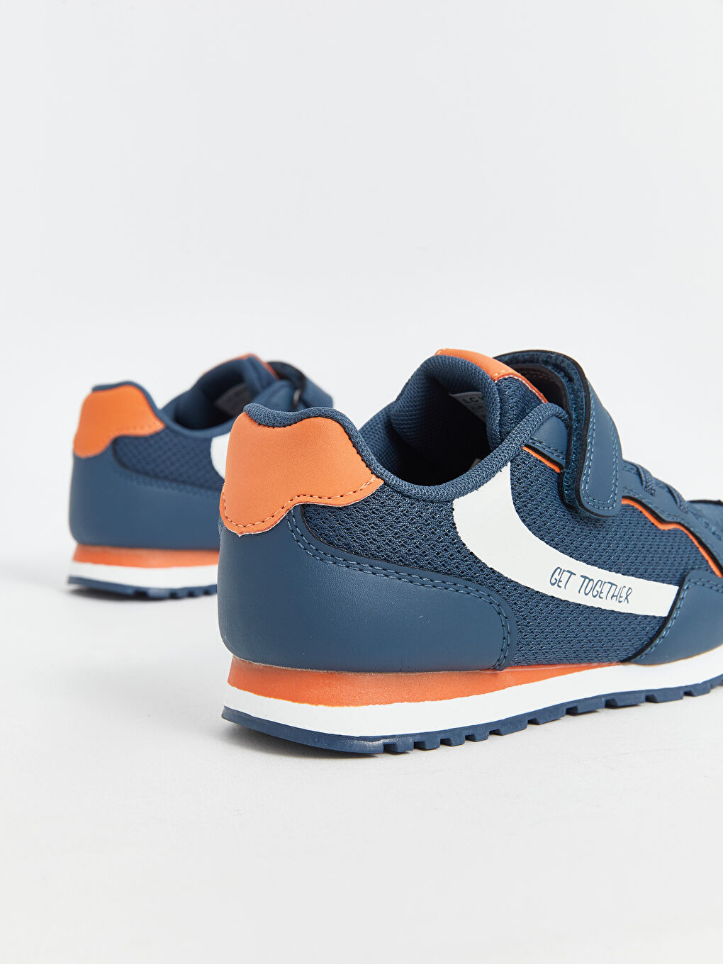 Lace-Up Boys' Sneakers with Mesh Detail -S5AO20Z4-CRP
