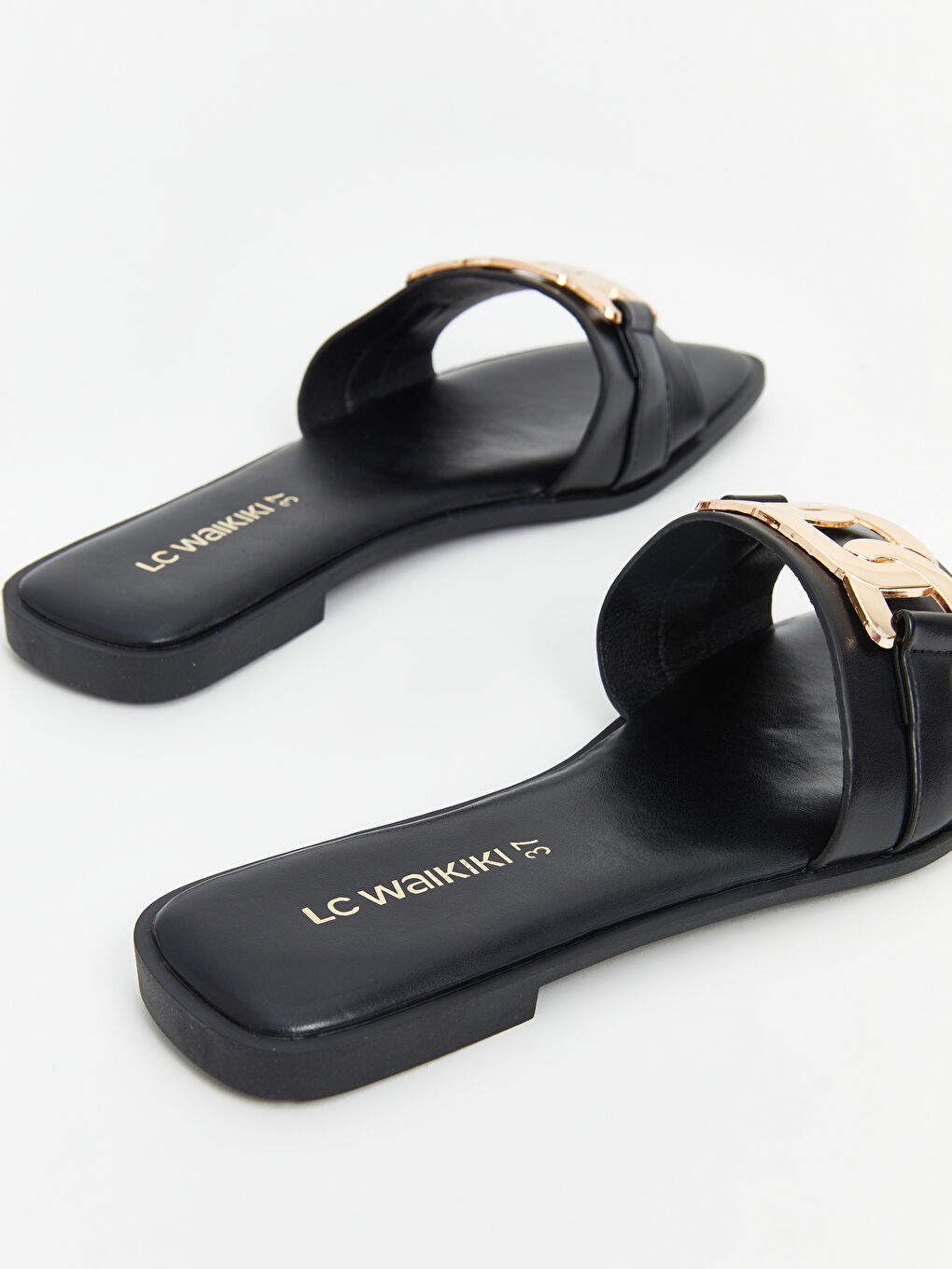 Women's Slippers with Applique Detail -S5AO53Z8-HUC