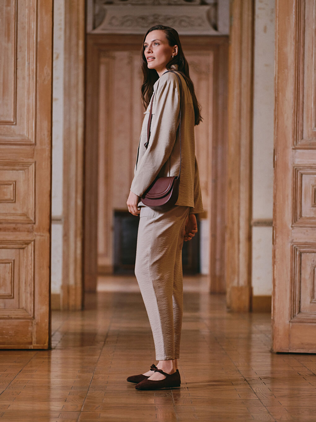 Bej Beli Lastikli Kadın Pantolon-1