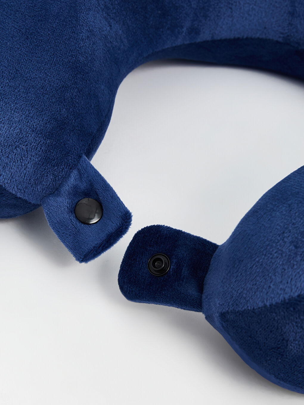 LCW ACCESSORIES Lacivert Pelüş Boyun Yastığı - 2