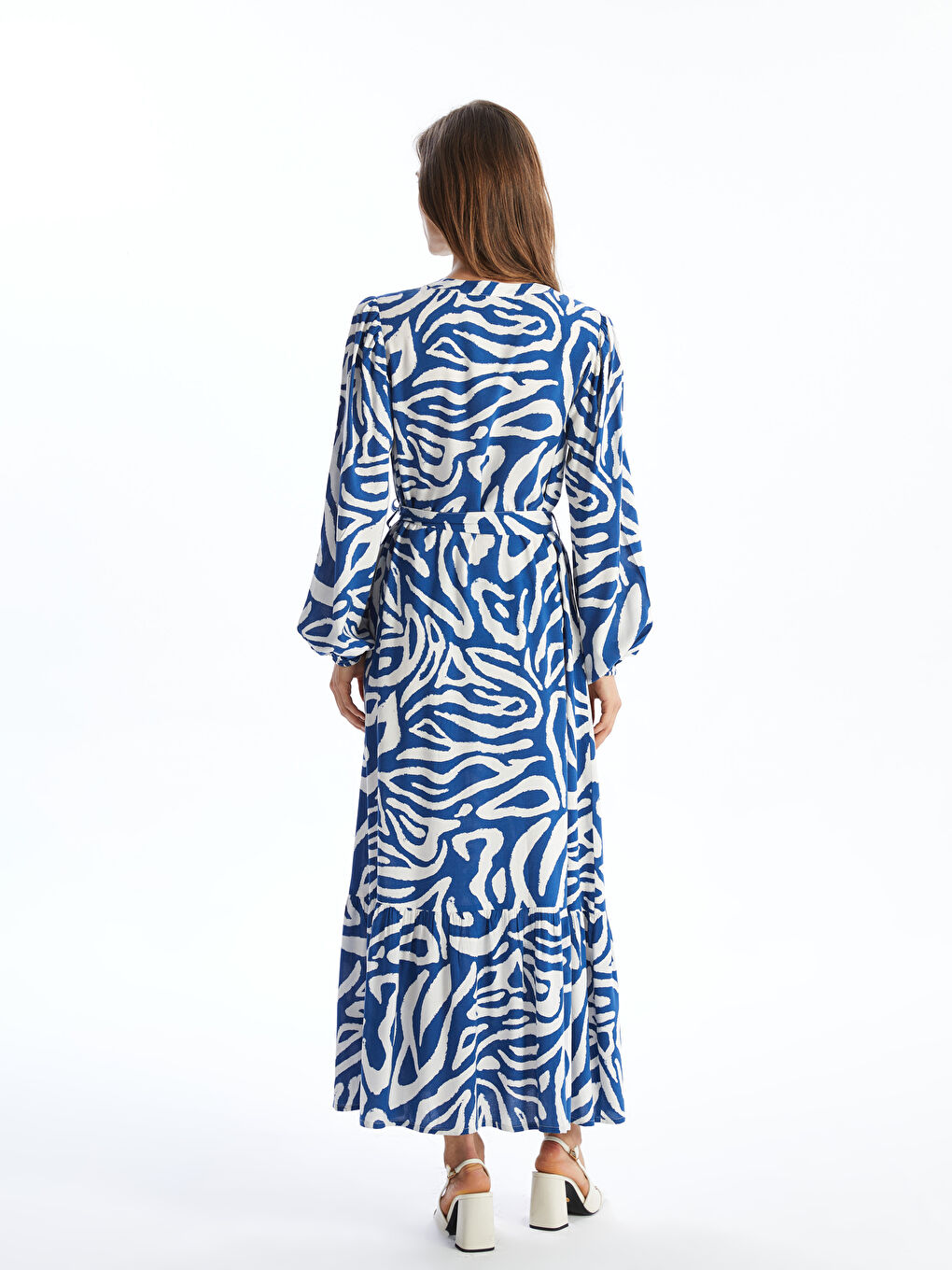 LCWAIKIKI Classic Patterned Women's Long Shirt Dress with Sash -S5AR10Z8-LSJ