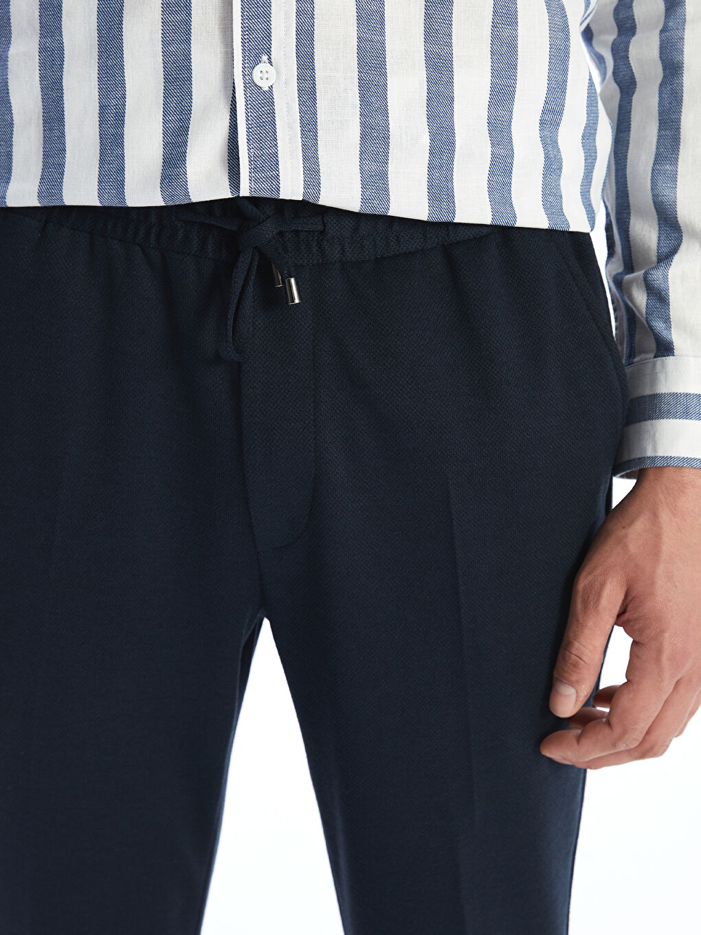 Muške pantalone slim fit -S5AR15Z8-RFH