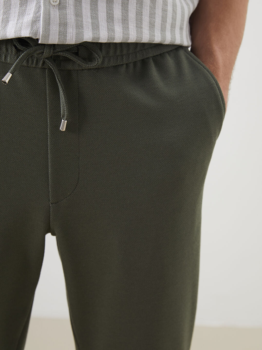 Muške pantalone slim fit -S5AR15Z8-VJR