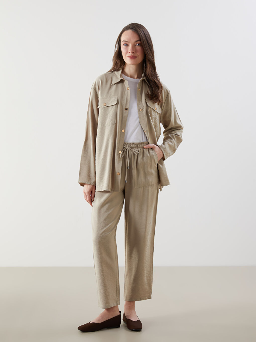 Bej Düz Cepli Kadın Gömlek Tunik-3