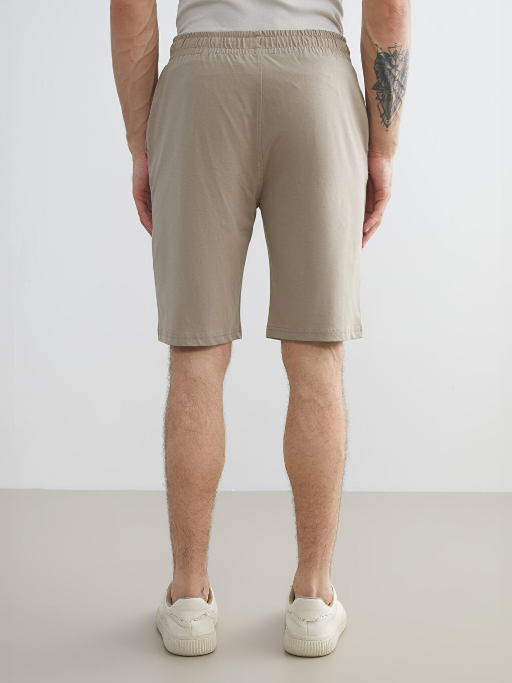 Standart Kalıp Beli Bağlamalı Erkek Şort-3