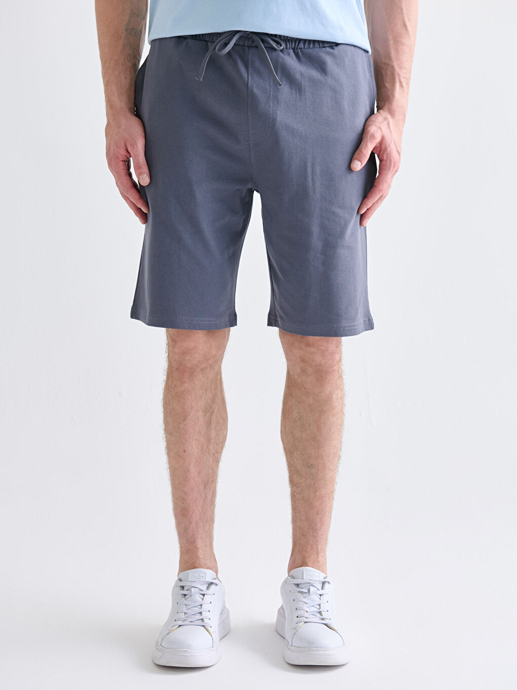 Antrasit Standart Kalıp Beli Bağlamalı Erkek Şort-1