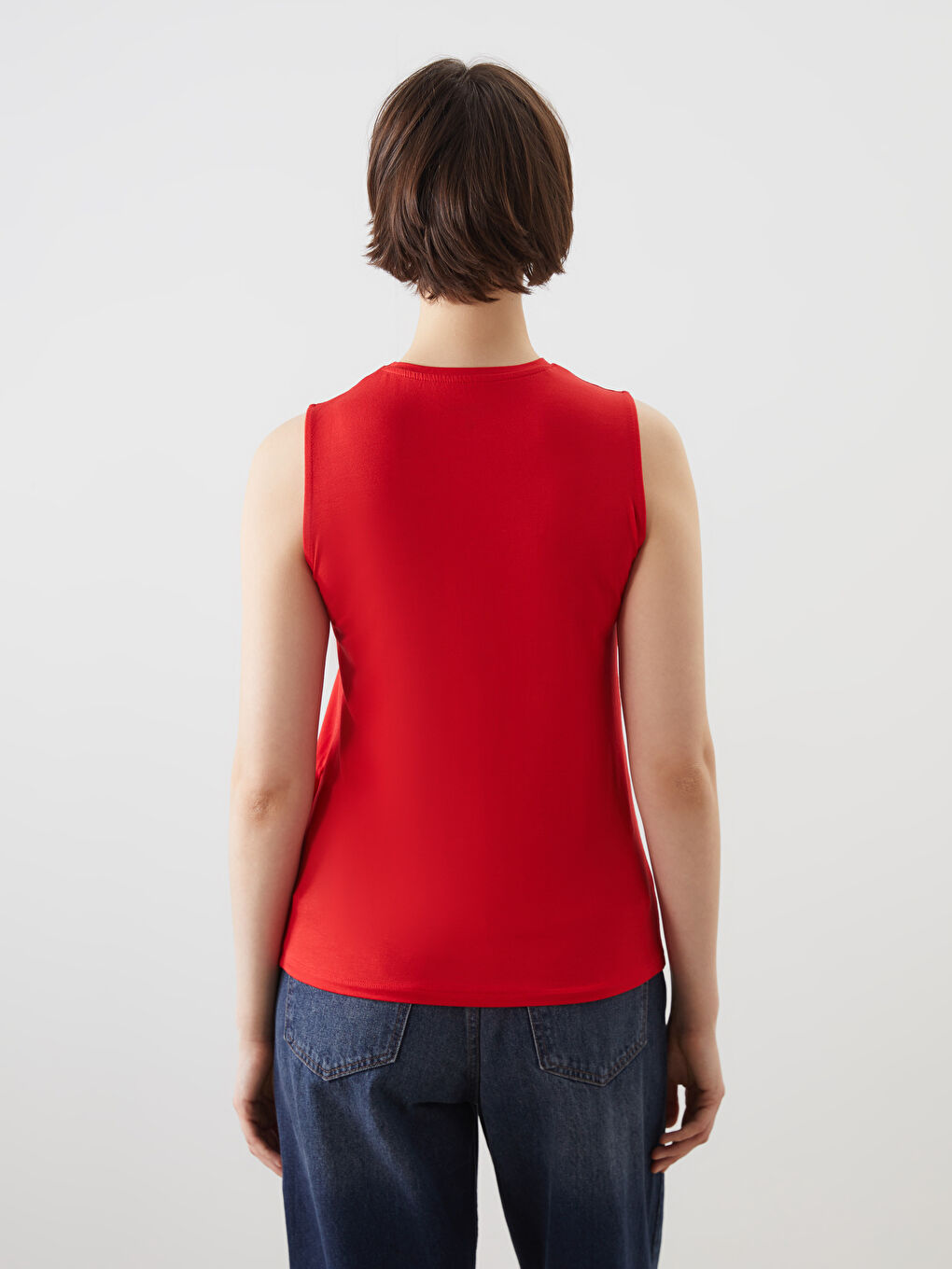 Kırmızı Bisiklet Yaka Kadın Atlet-3