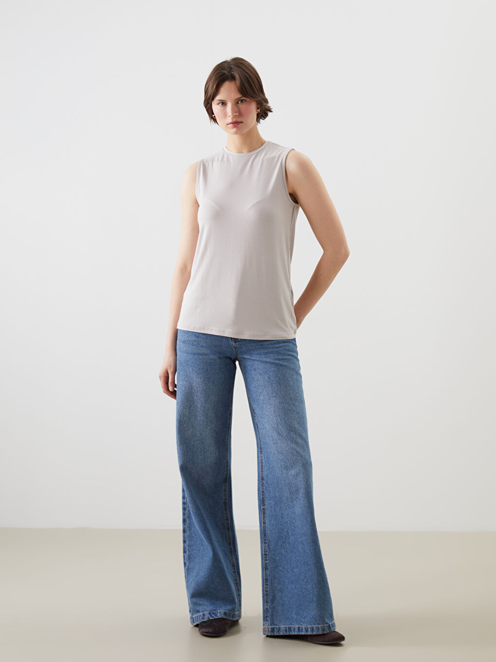 Gri Bisiklet Yaka Kadın Atlet-1