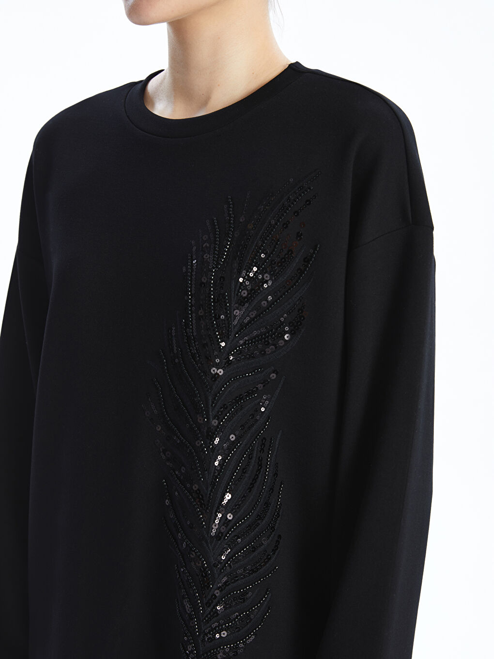 Crew Neck Sequin Embellished Oversize Women's Sweatshirt Tunic -S5AT15Z8-CVL