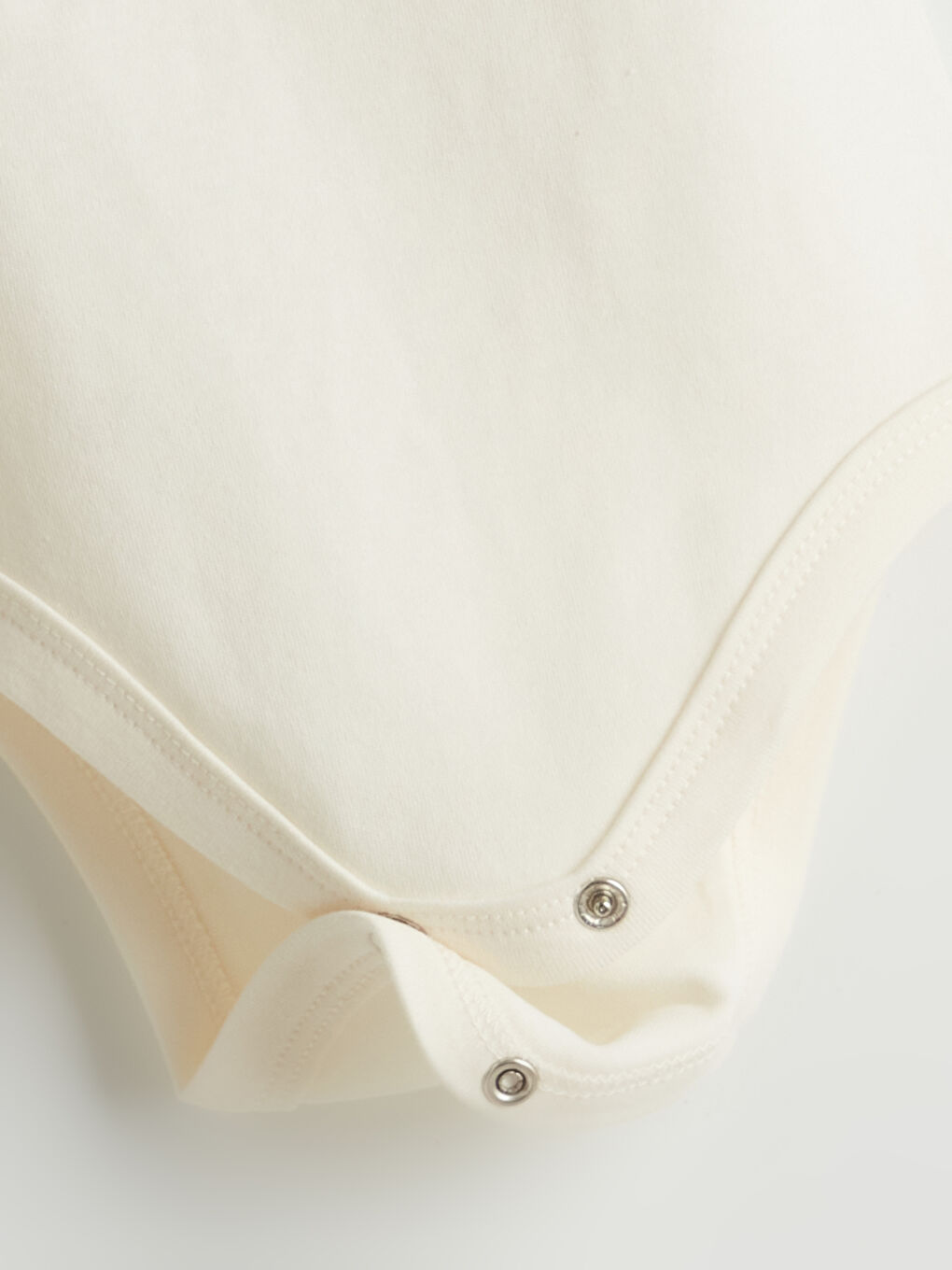 Ekru Bisiklet Yaka Baskılı Kız Bebek Çıtçıtlı Bodysuit-1