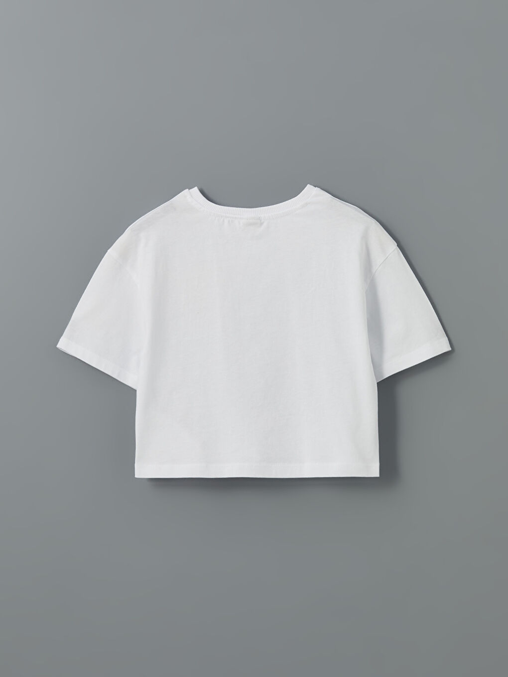 Beyaz Bisiklet Yaka Kız Çocuk Tişört-1