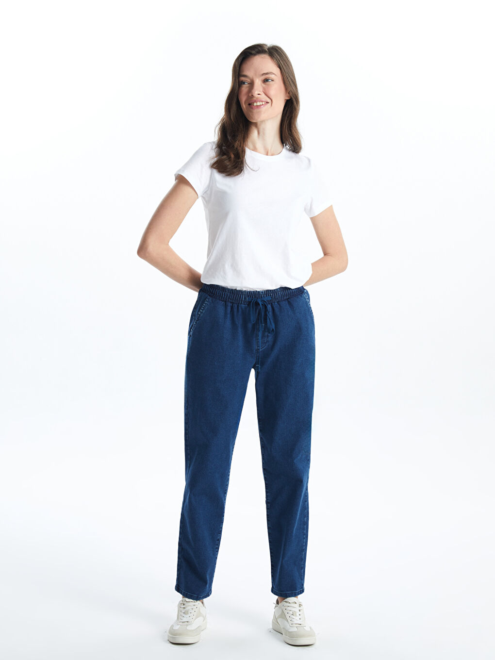Elastic Waist Straight Fit Women's Jeans -S5BA80Z8-507