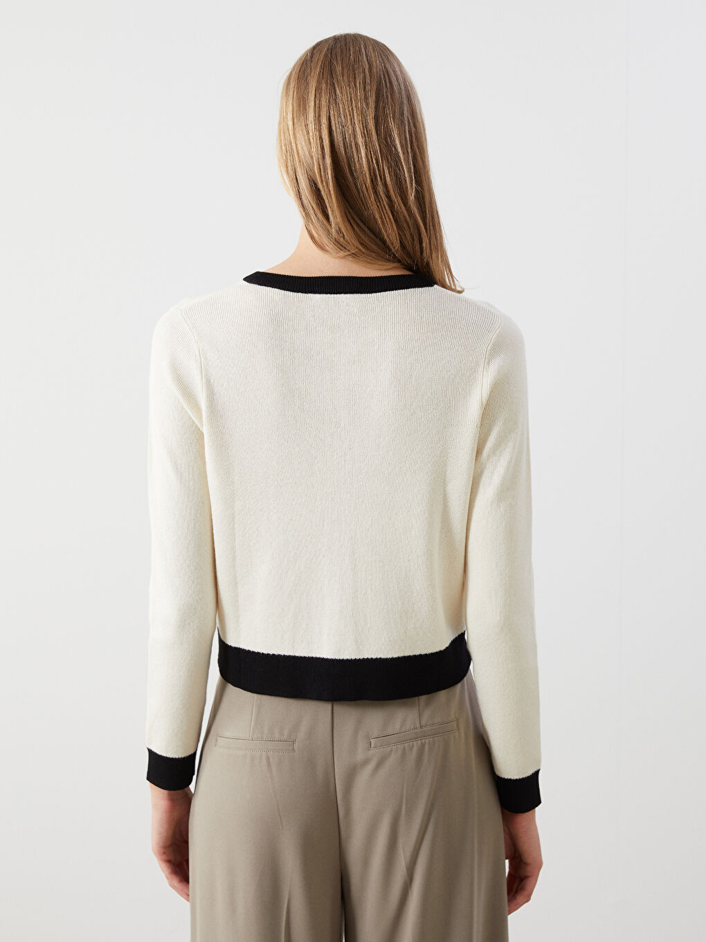 Дөңгелек жағалы әйелдерге арналған кардиган-3