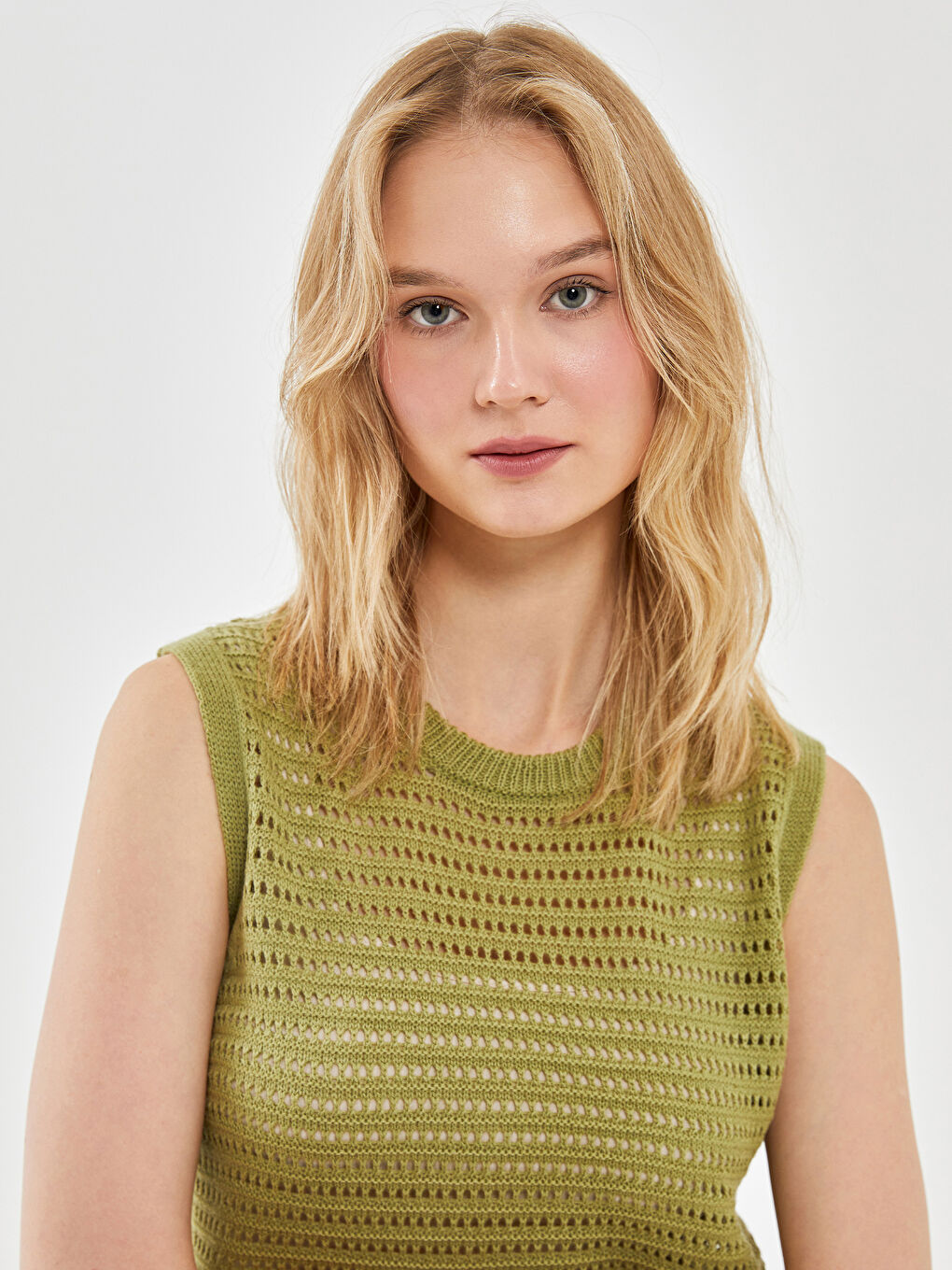 Crew Neck Hole-Knitted Women's Knitwear Sweater -S5BD82Z8-GFJ