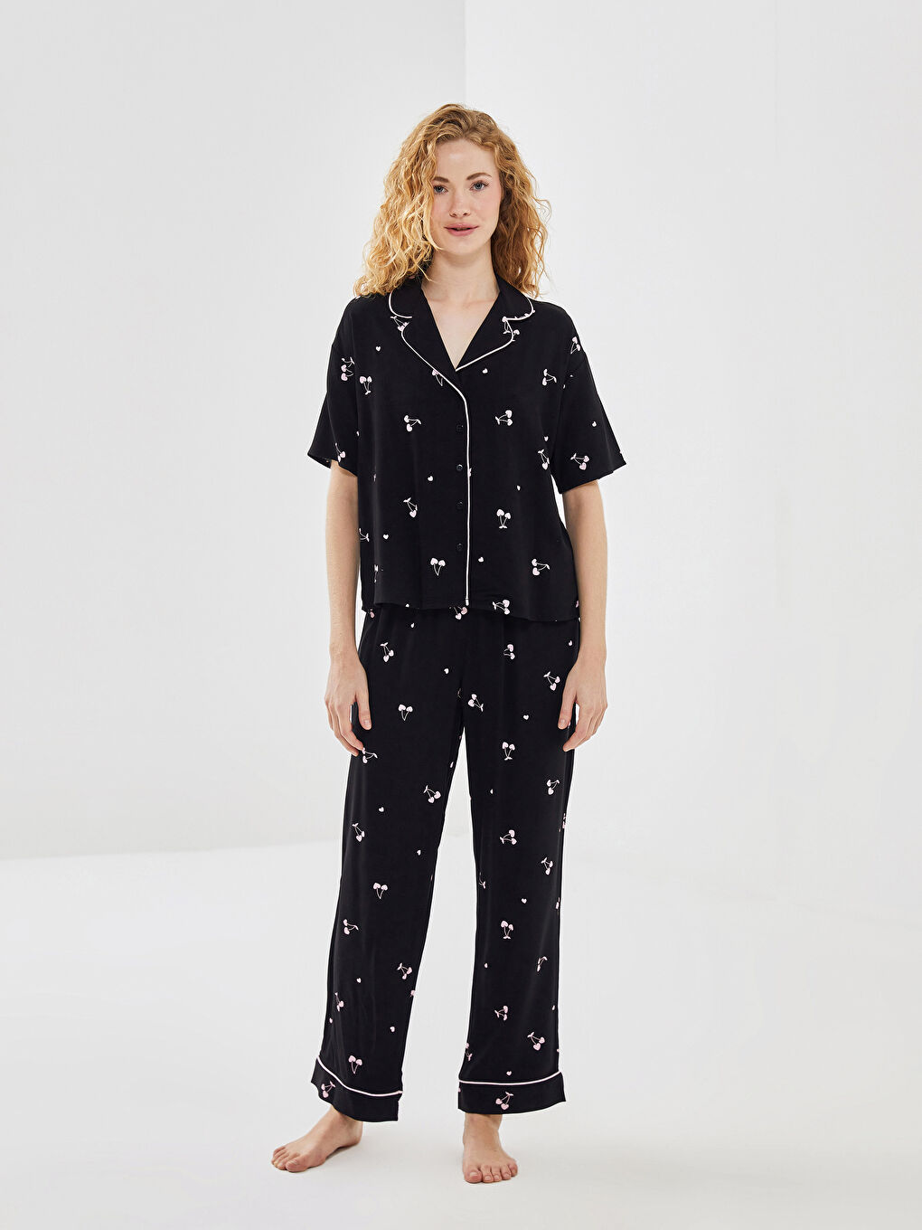 LCW DREAM Siyah Gömlek Yaka Desenli Kadın Pijama Takımı