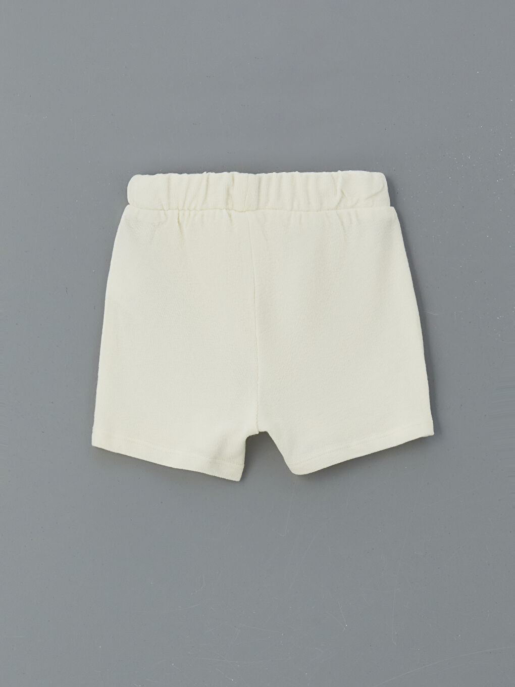 Bej Beli Lastikli Basic Erkek Bebek Şort-1