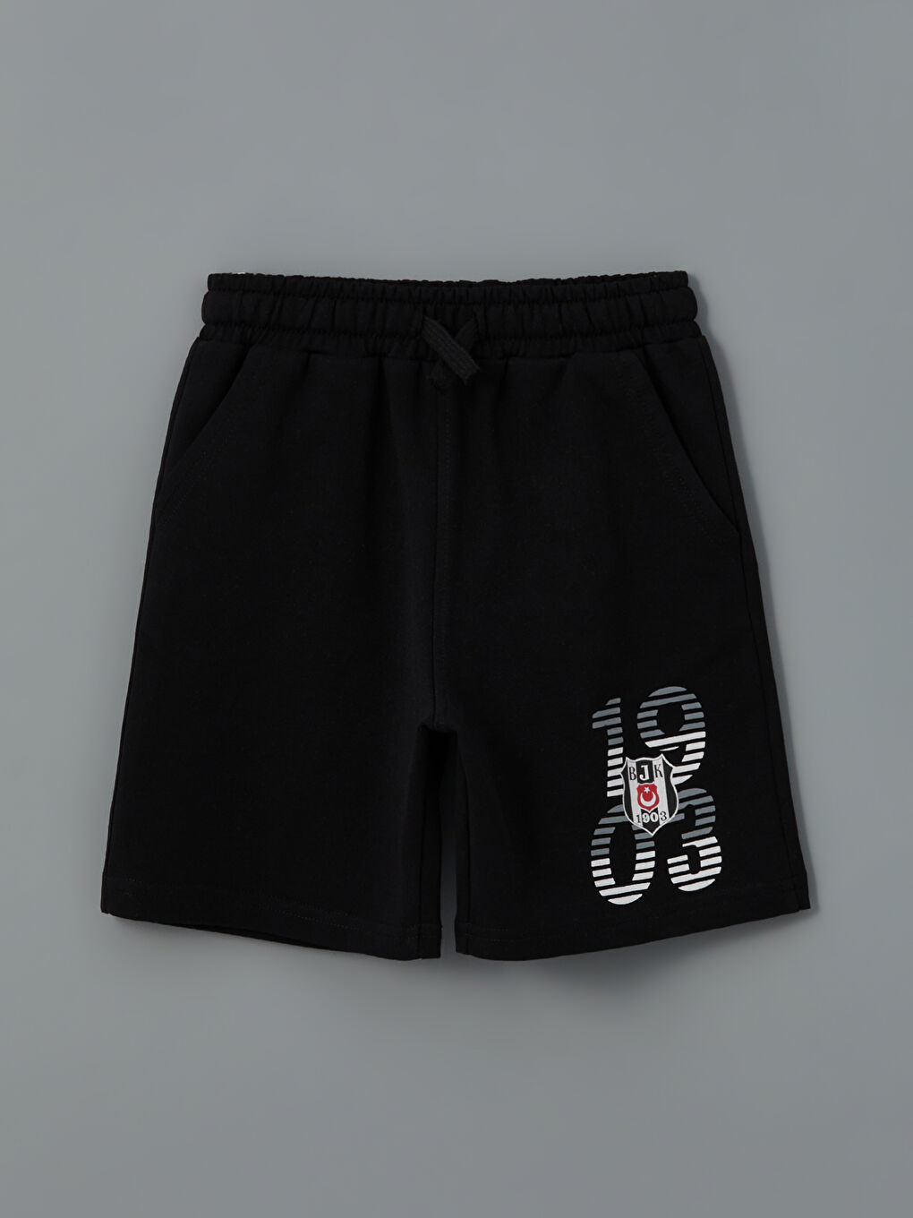 Siyah Beli Lastikli Beşiktaş Baskılı Erkek Çocuk Şort
