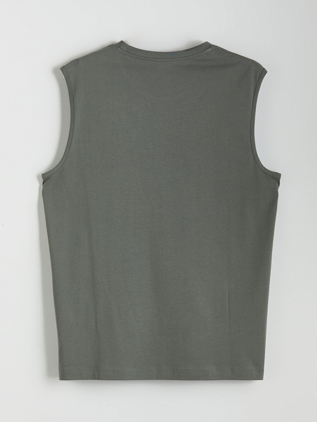 მრგვალი საყელო ნაბეჭდი მამაკაცის უმკლავო მაისური-5