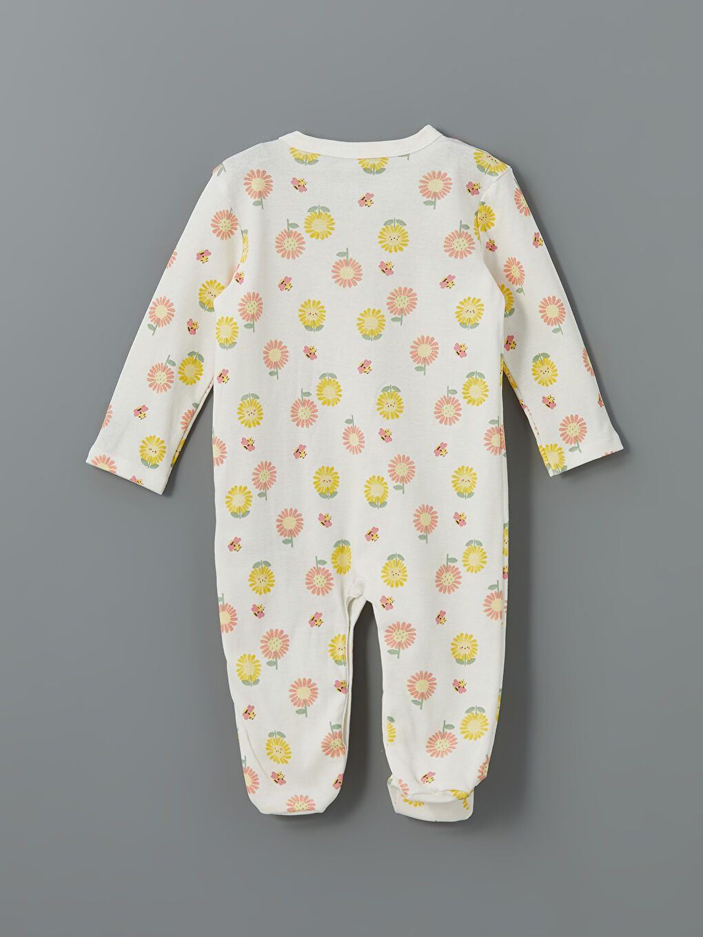 Ekru V Yaka Çiçek Desenli Kız Bebek Tulum-1